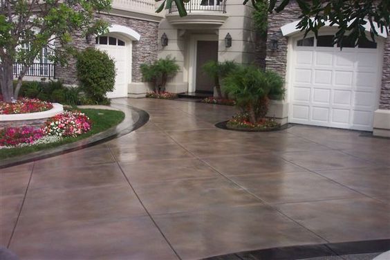 8 Coolest Driveway Designs Ever - SIMPLY DRIVEWAYS